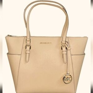 Michael Kors Medium Jet Set Top Handle Tote Bag